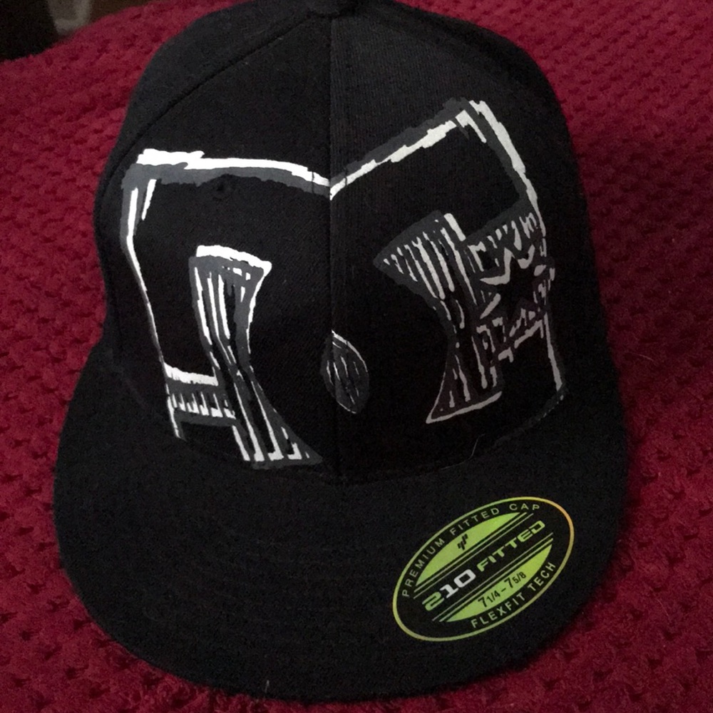 Dc Hat